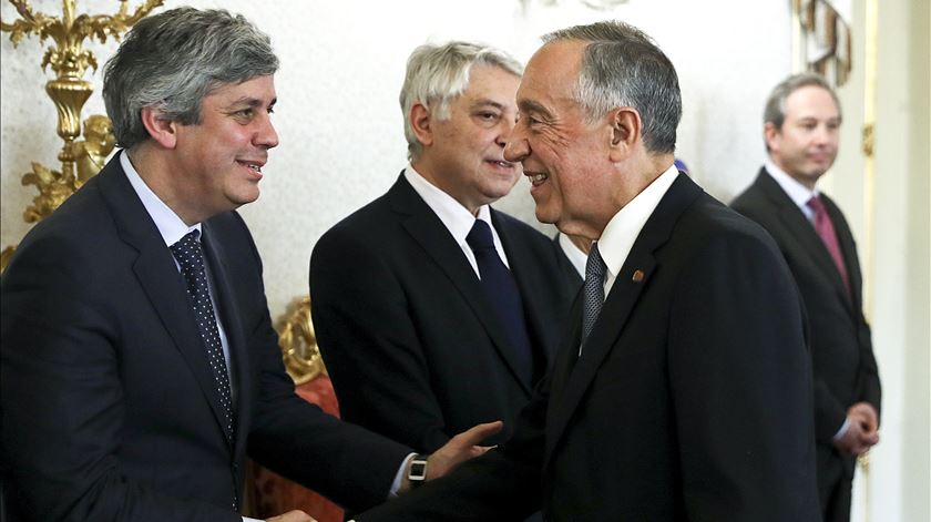 Marcelo recebe Centeno na segunda com Orçamento por promulgar