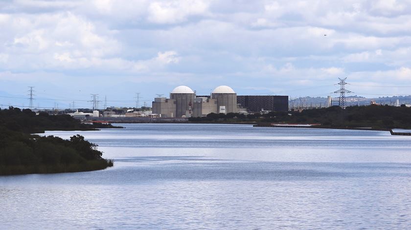 Central nuclear de Almaraz: uma "bomba atómica" na margem do Tejo