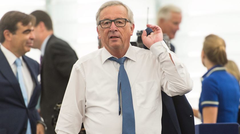 Juncker apresenta Livro Branco