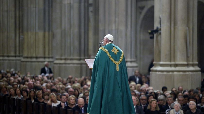 Papa recorda "vergonha" dos casos de abusos sexuais Igreja dos EUA