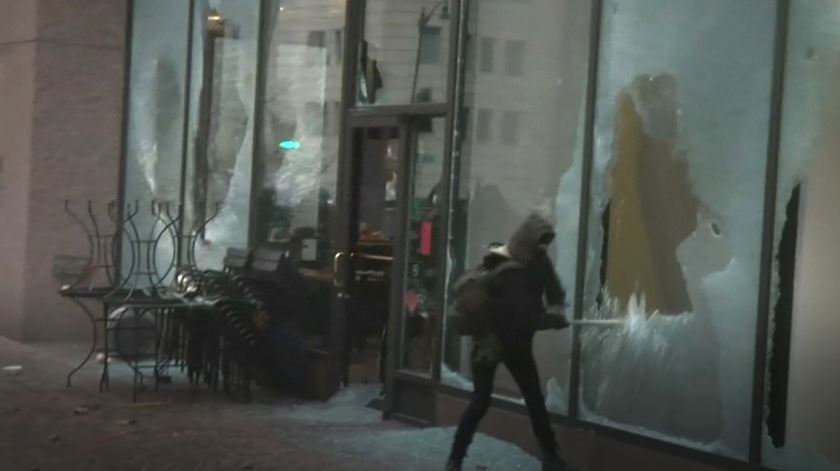 Tomada de posse. Protestos anti-Trump em Washington