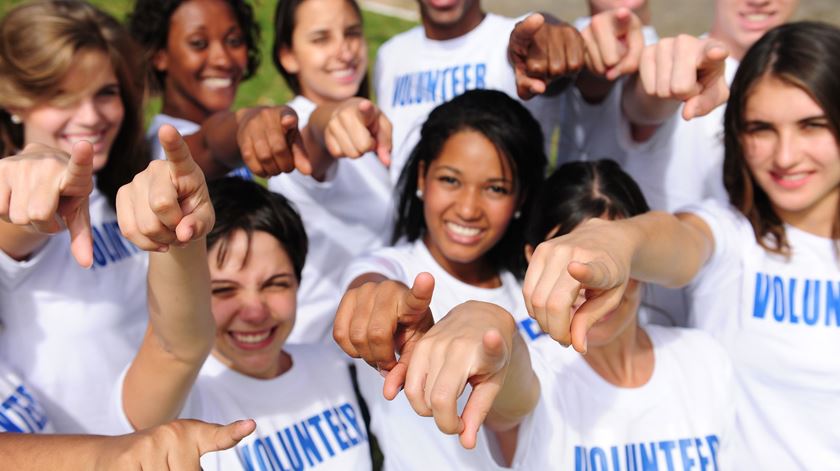 Bruxelas promove voluntariado jovem